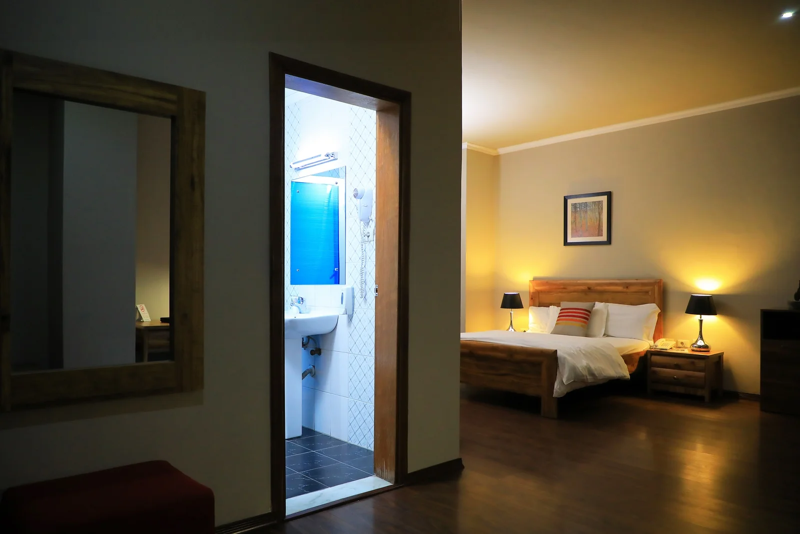 Victoria Hotel Apartments
