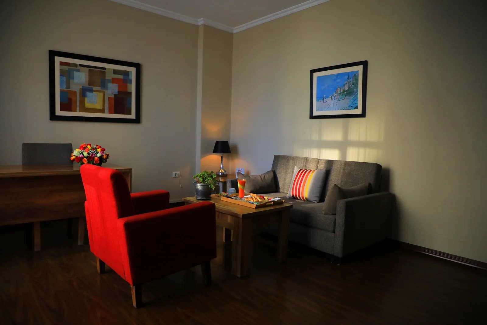 Victoria Hotel Apartments